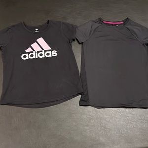Girls 1 “adidas“ and 1 “all in motion” short sleeve shirt in color black, size L